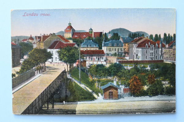 Ansichtskarte AK Landau Pfalz 1910-1925 Bahngleise Brücke Straßen Häuser Architektur Ortsansicht Rheinland Pfalz